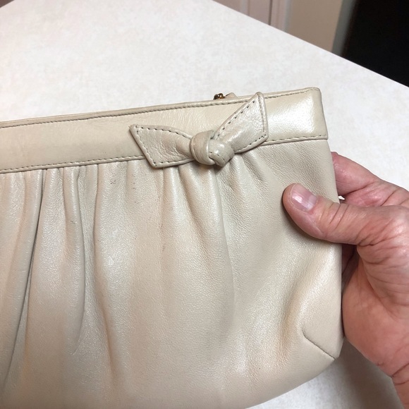 Vintage leather crossbody clutch - Picture 4 of 5